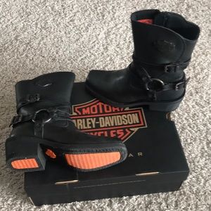 Women’s Harley Davidson riding boots size 7 1/2